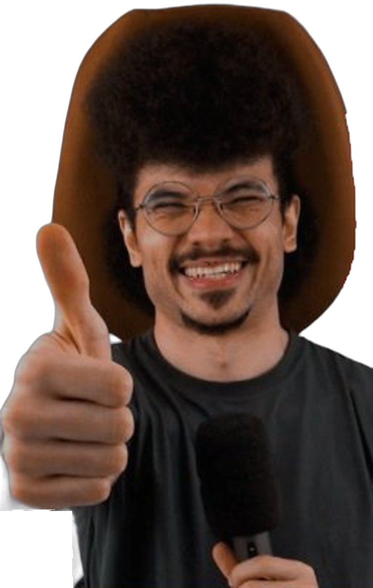 Rik fazendo joinha e segurando um microfone